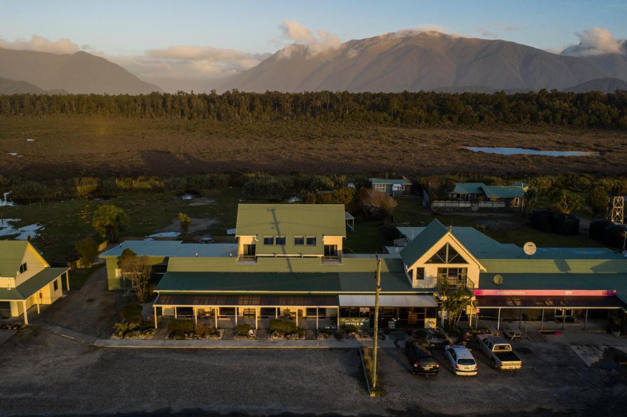 Haast Beach Motel Esterno foto