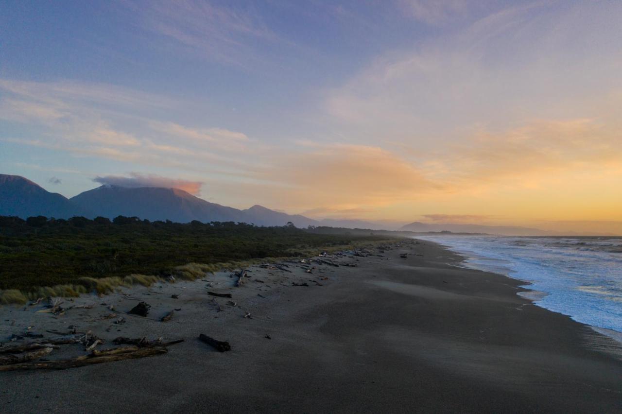 Haast Beach Motel Esterno foto