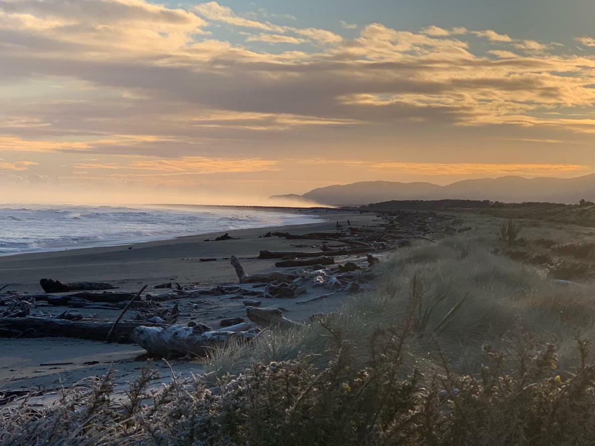 Haast Beach Motel Esterno foto